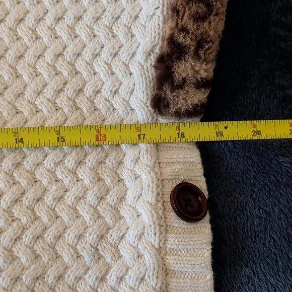 Aspen Kids Turtleneck Poncho Cream Faux Fur Size L 10 Cape Knit - Picture 9 of 11